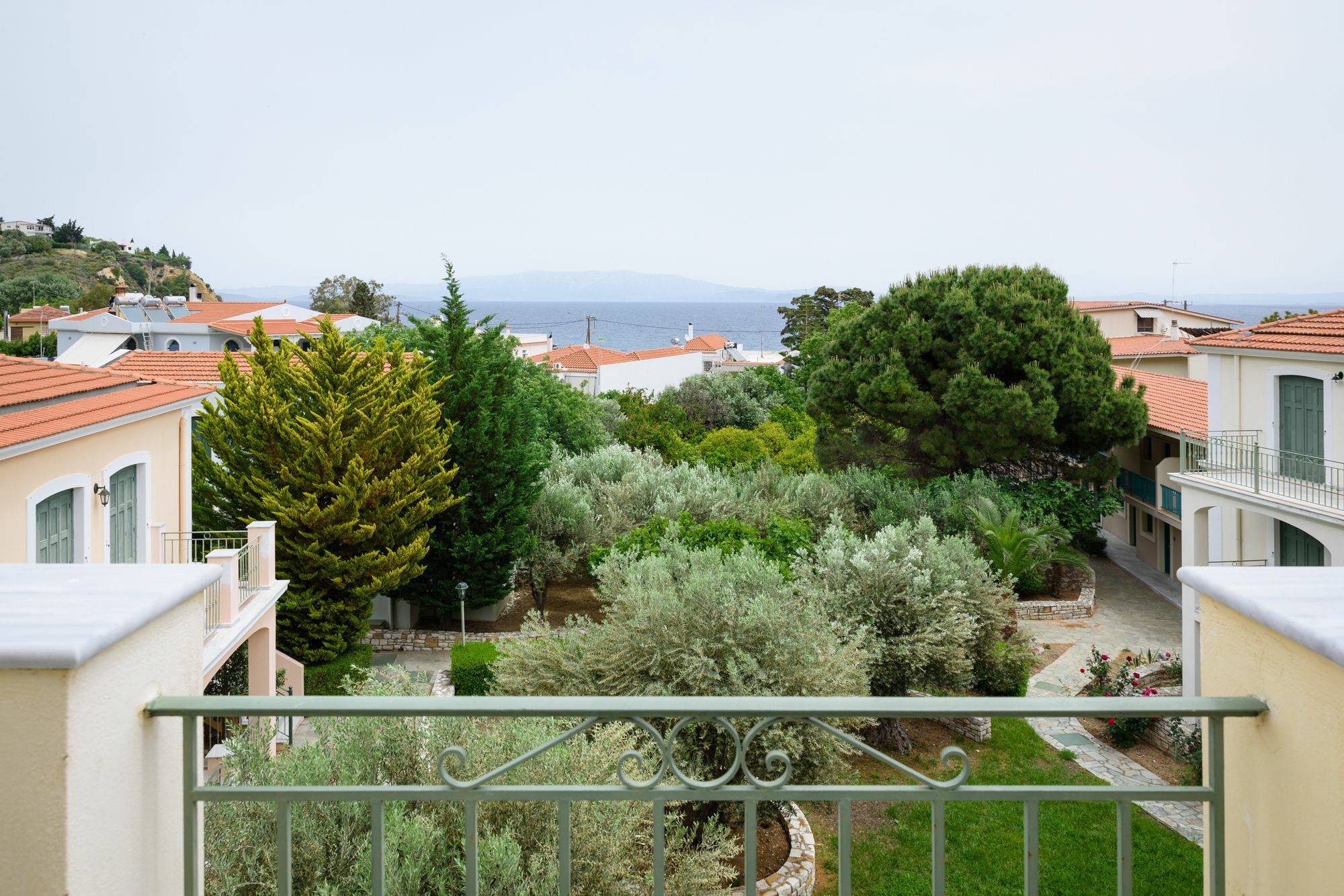 Kyveli Hotel Apartments Vrontados Екстер'єр фото